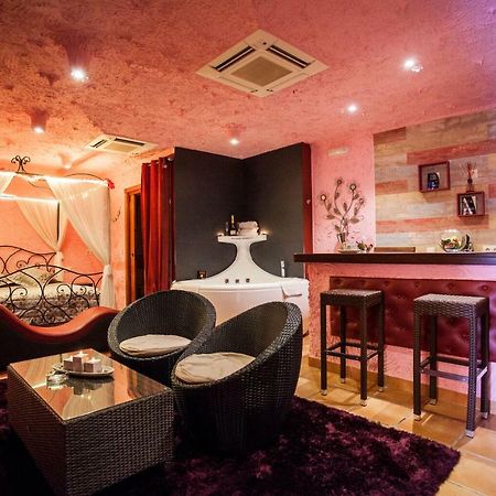 Apartamentos Luxury Сиемпосуелос Екстериор снимка